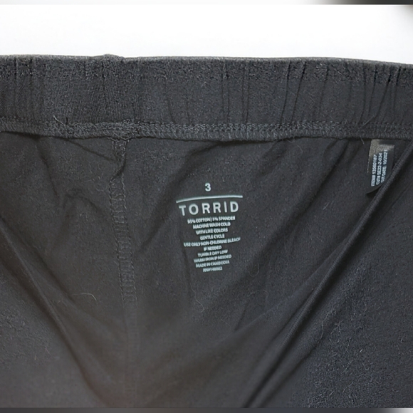 Torrid Black Stretch Leggings – Size 3 (3X) | Classic Full Length - Picture 3 of 6